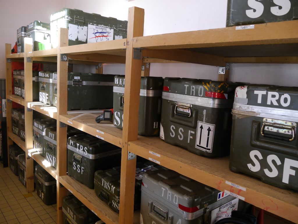 Vue partielle du stockage de notre matériel à DIJON