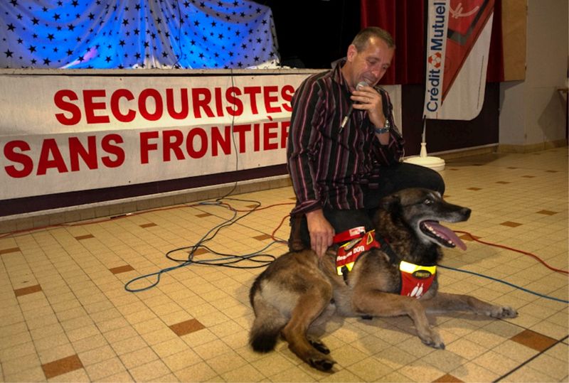 1er mai 2010 à Chambery, SSF rend hommage à RUN