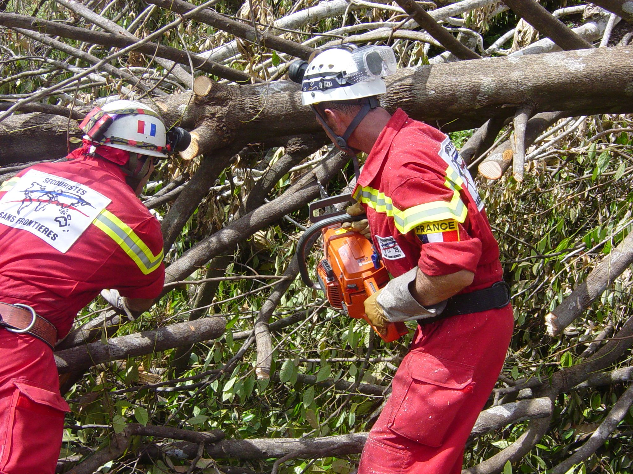 2002 - Cyclone DINA - FRANCE – Ile de LA REUNION